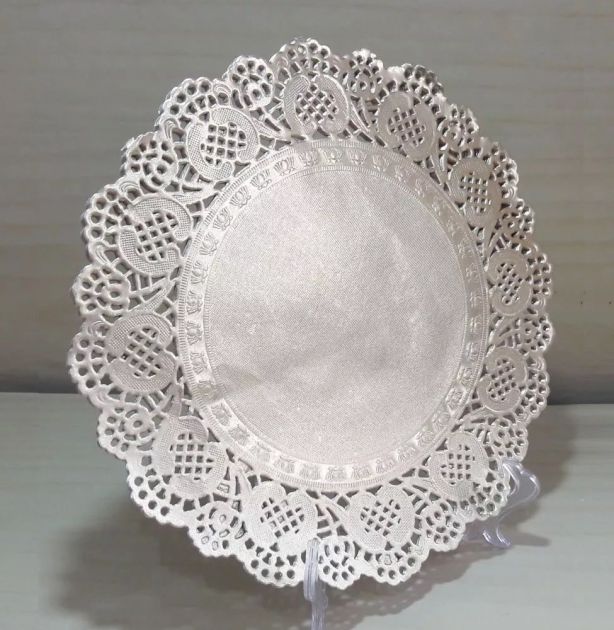 TOALHA DE PAPEL RENDADO DOILIES DECORAÇÃO 33,5 CM PRATA